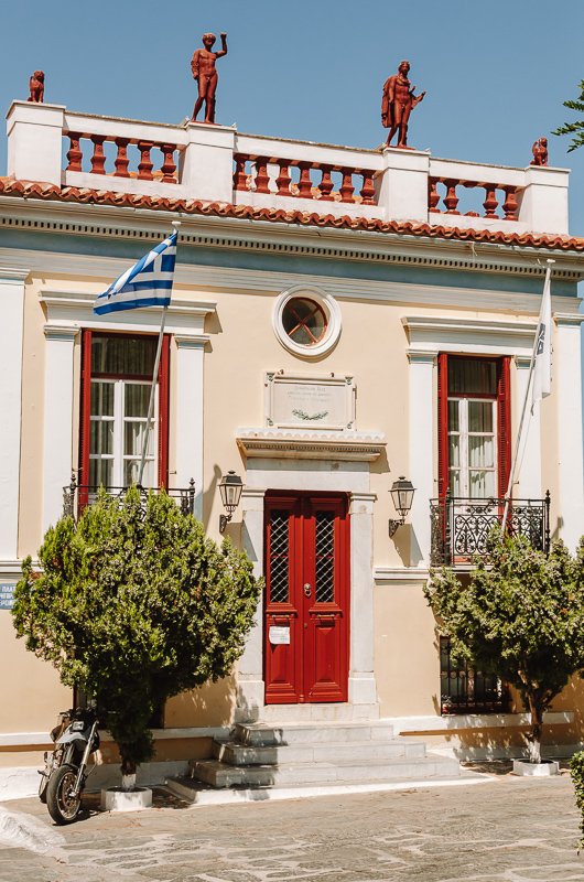 Town hall of Ioulida