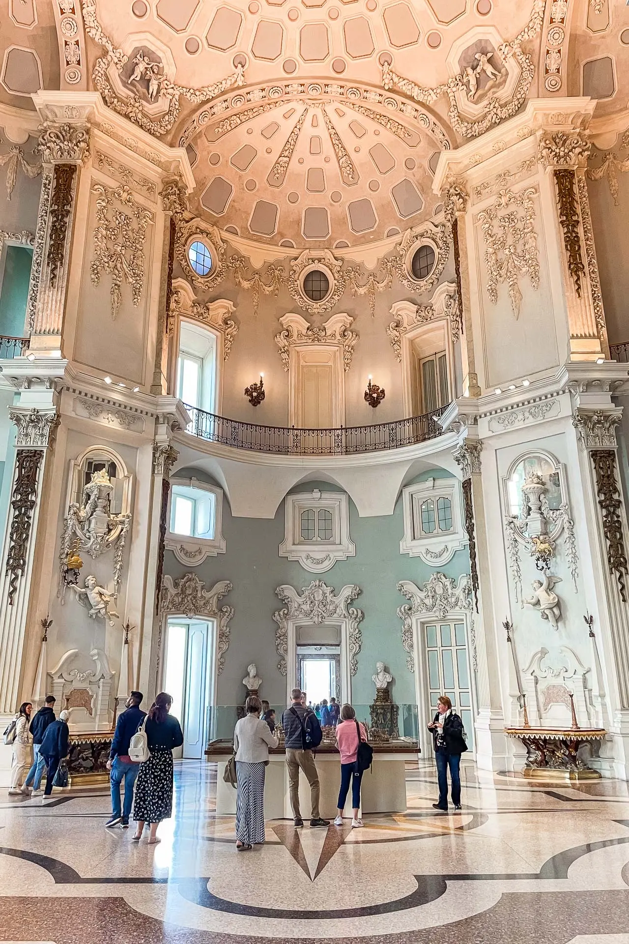 Borromean islands: Isola Bella