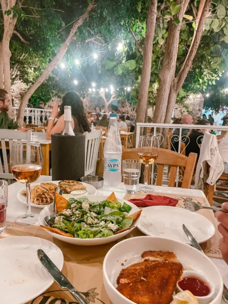 Que faire à Naxos : dîner à Taverna Naxos